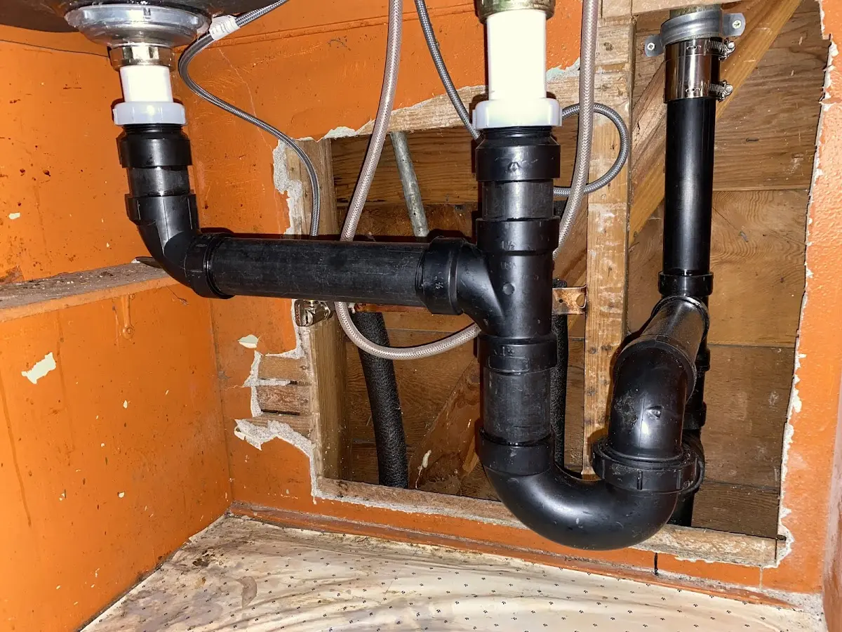Professional Pipe Bursting equipment and tools on the job in Almont